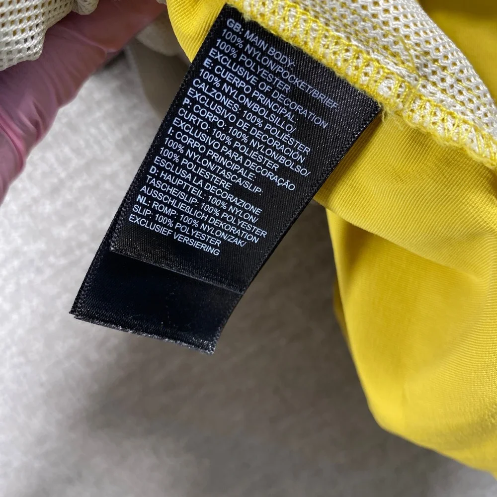 The North Face Class V Belted Shorts Men Large Yellow Tan Colorblock Mesh Liner